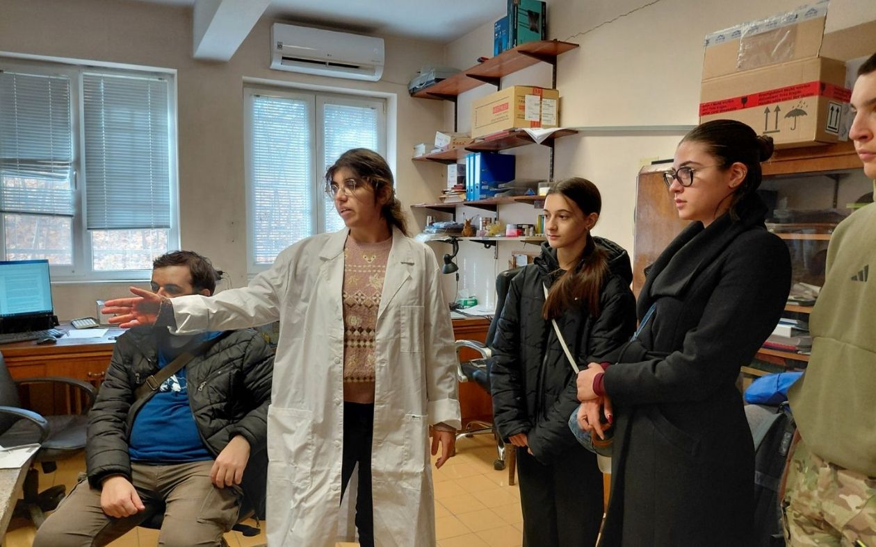 Ден на отворените врати в Институт по физика на твърдото тяло на БАН - Посещение на лаборатории